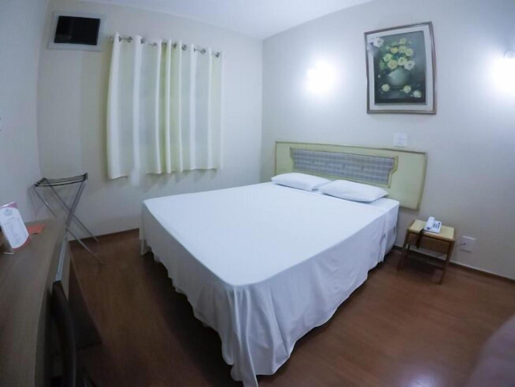 Hotel Dona Beja Araxá Стая снимка